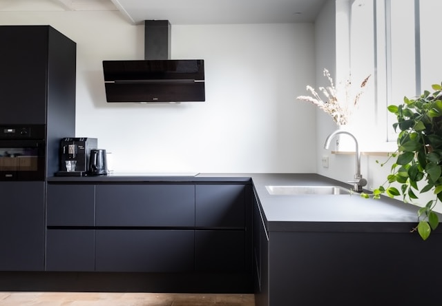 From Concept to Completion: How Modern Style Construction Makes Kitchen Renovations Enjoyable